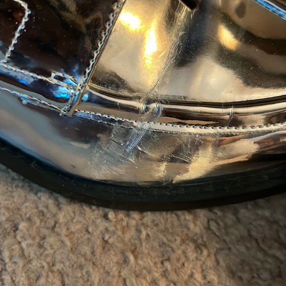 Sliver Mettallic oxfords - Picture 10 of 10